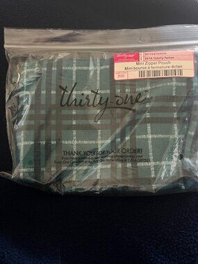 NEW - Thirty One Mini‎ Zipper Pouch Totally Tartan